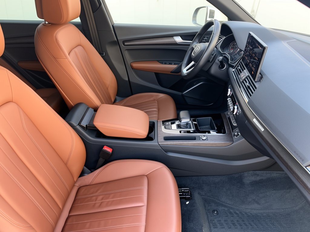 Used 2023 Audi Q5 2.0T Premium AWD/4WD image 30