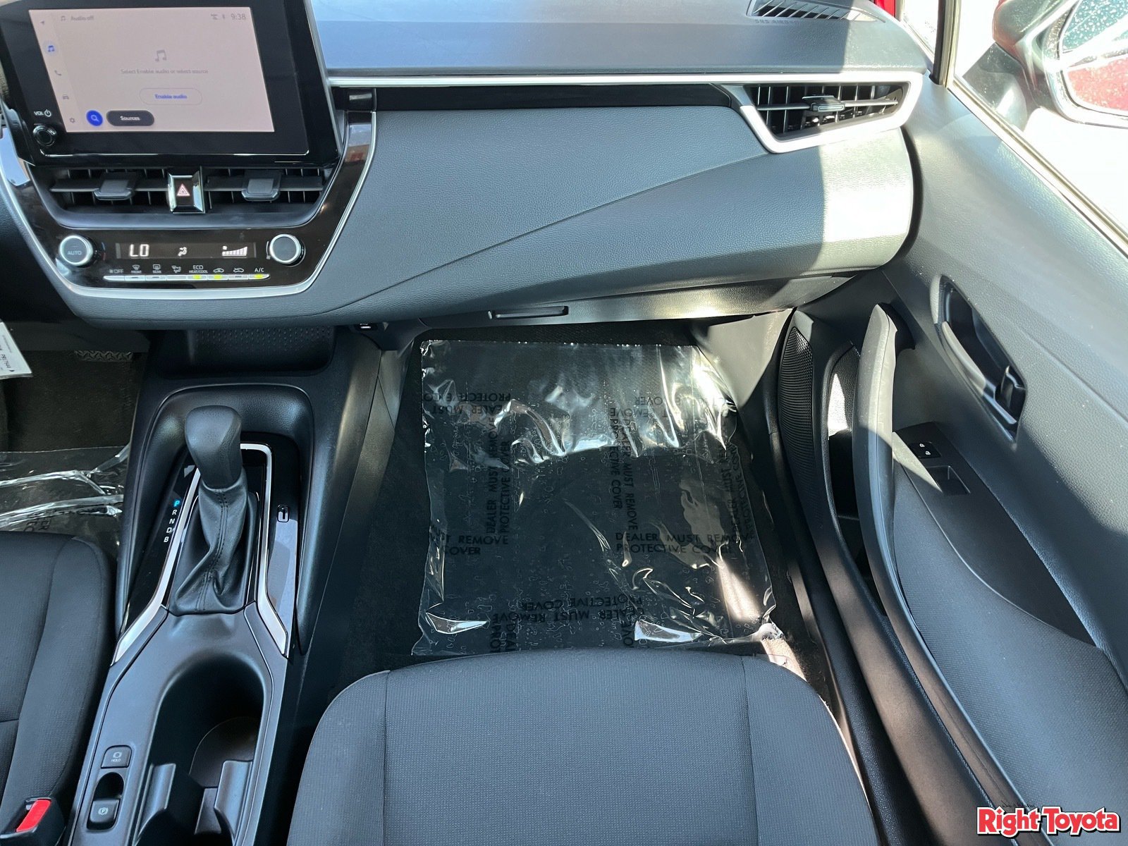 Certified 2025 Toyota Corolla LE FWD image 19