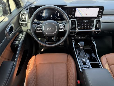 Certified 2023 Kia Sorento SX Prestige image 14