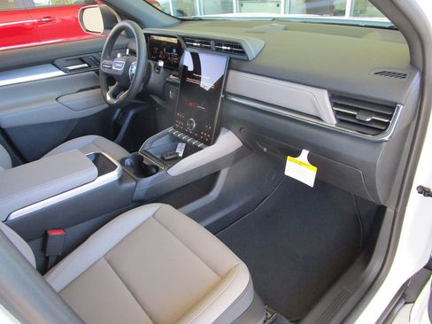 New 2026 GMC Terrain Elevation w/ Elevation Premium Package image 24