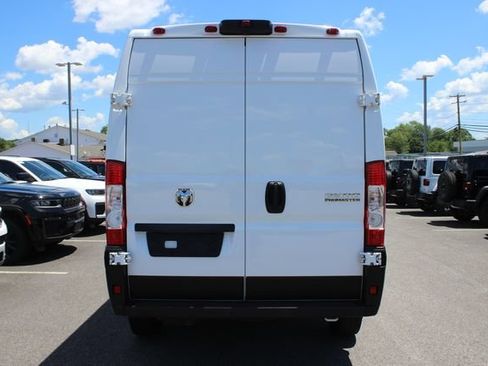 Used 2025 RAM ProMaster 2500 w/ Convenience Group FWD image 24