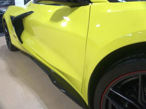 Used 2024 Chevrolet Corvette Z06 RWD image 30