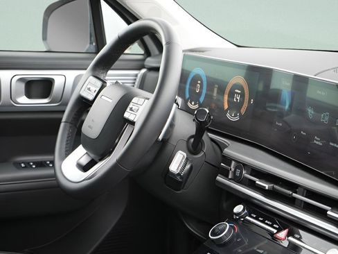 Certified 2026 Hyundai Santa Fe SEL AWD/4WD image 16