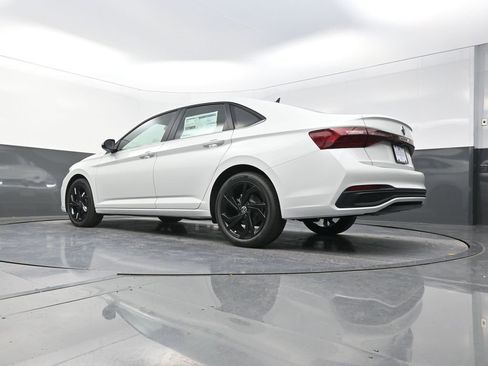 New 2026 Volkswagen Jetta SE FWD image 25