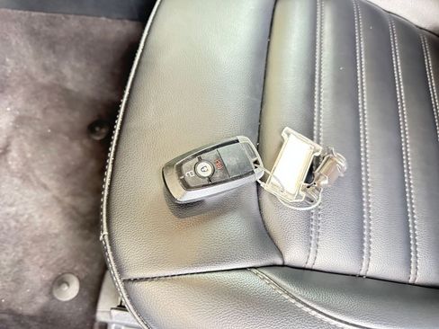 Used 2024 Ford Edge SEL image 22