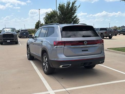 Used 2026 Volkswagen Atlas SE FWD image 7