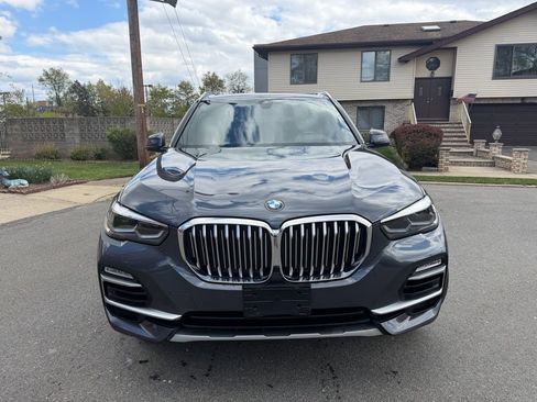 Used 2019 BMW X5 xDrive40i w/ Premium Package 2 AWD/4WD image 2