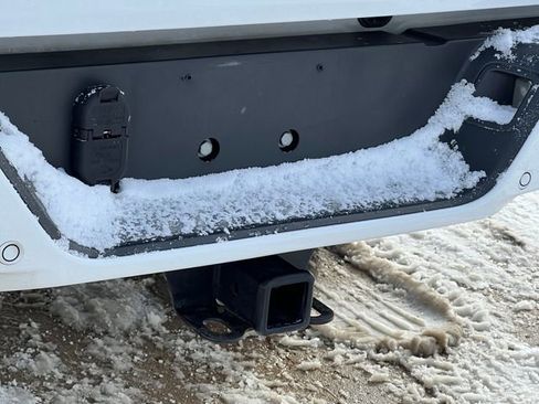 Used 2021 Jeep Gladiator Overland image 9