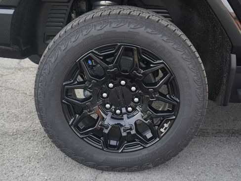 New 2026 GMC Hummer EV 4x4 Crew Cab image 14