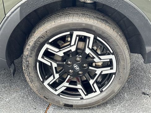 Used 2025 Hyundai Santa Cruz Limited image 19