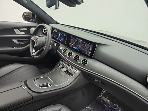 Used 2023 Mercedes-Benz E 350 Sedan image 19
