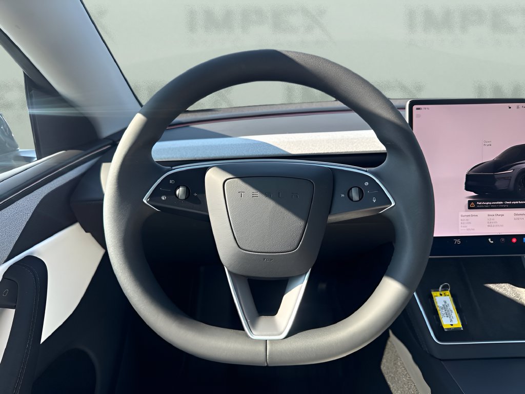 Used 2026 Tesla Model Y Long Range RWD image 14