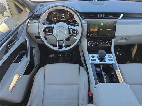 Certified 2025 Jaguar F-PACE R-Dynamic S image 16