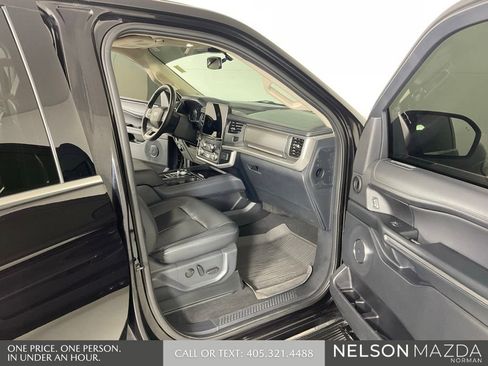Used 2024 Ford Expedition Max XLT RWD image 16