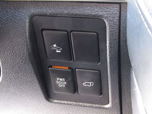 Certified 2020 Toyota Land Cruiser w/ Preferred Accessory Package image 39