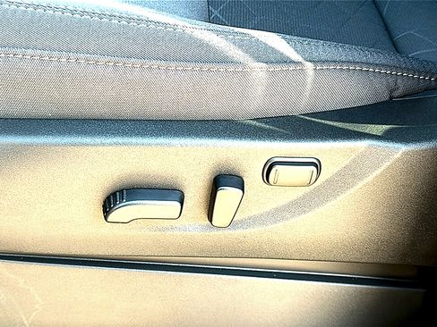 New 2026 Nissan Frontier SV w/ All-Weather Content Package RWD image 10