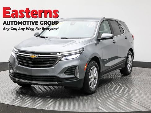 Used 2024 Chevrolet Equinox LT image 1