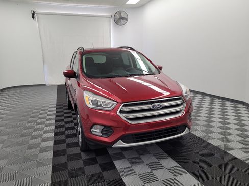 Used 2017 Ford Escape SE w/ Equipment Group 201A FWD image 14