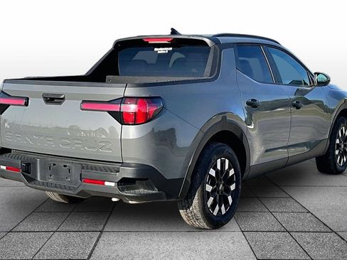 Used 2025 Hyundai Santa Cruz SEL FWD image 11