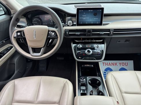Certified 2022 Lincoln Corsair FWD image 28