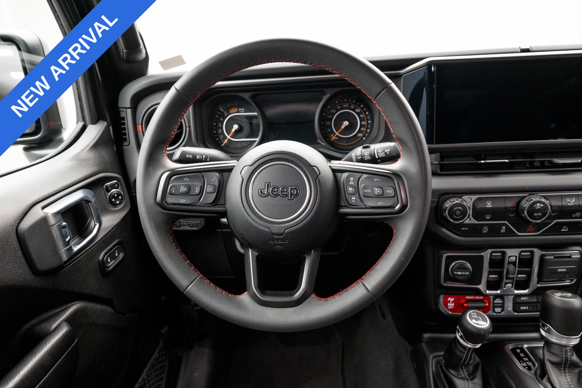 Used 2025 Jeep Wrangler Unlimited Rubicon AWD/4WD image 11