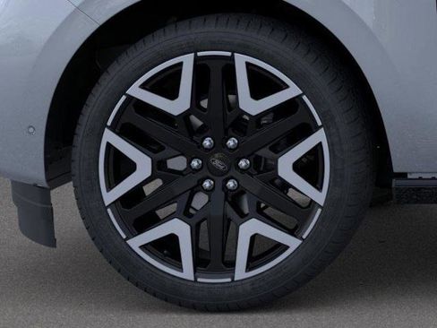 New 2025 Ford Expedition Max Platinum w/ Platinum Ultimate Package image 20