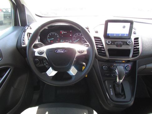 Used 2022 Ford Transit Connect XL image 17
