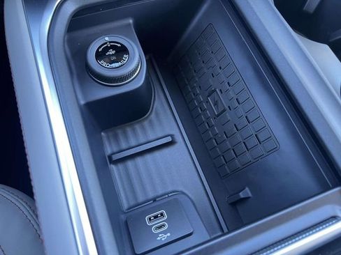 New 2025 Ford Expedition Max Active image 12