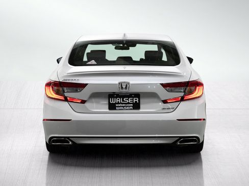 Used 2020 Honda Accord Sport image 4