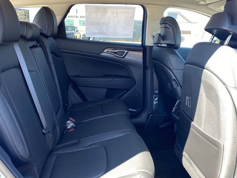 New 2026 Kia Sportage EX image 23