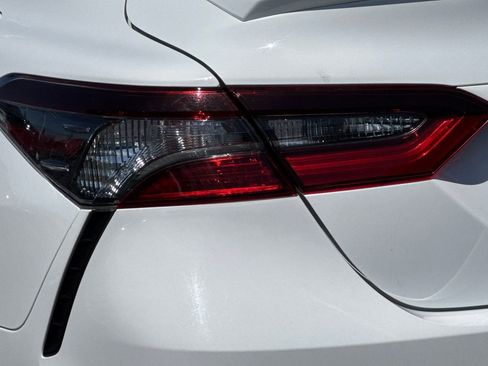 Used 2022 Toyota Camry SE FWD image 43