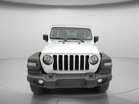Used 2023 Jeep Wrangler Unlimited Sport AWD/4WD image 2