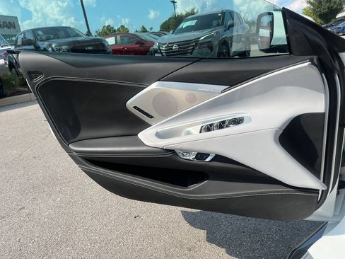Used 2023 Chevrolet Corvette Stingray Premium Conv w/ 3LT RWD image 11