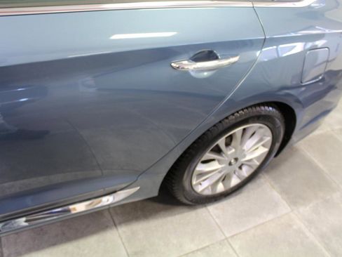 Used 2015 Hyundai Sonata Limited w/ Option Group 06 FWD image 36