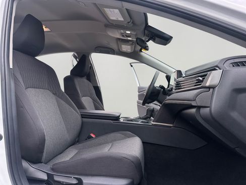 Used 2025 Toyota Camry LE image 23