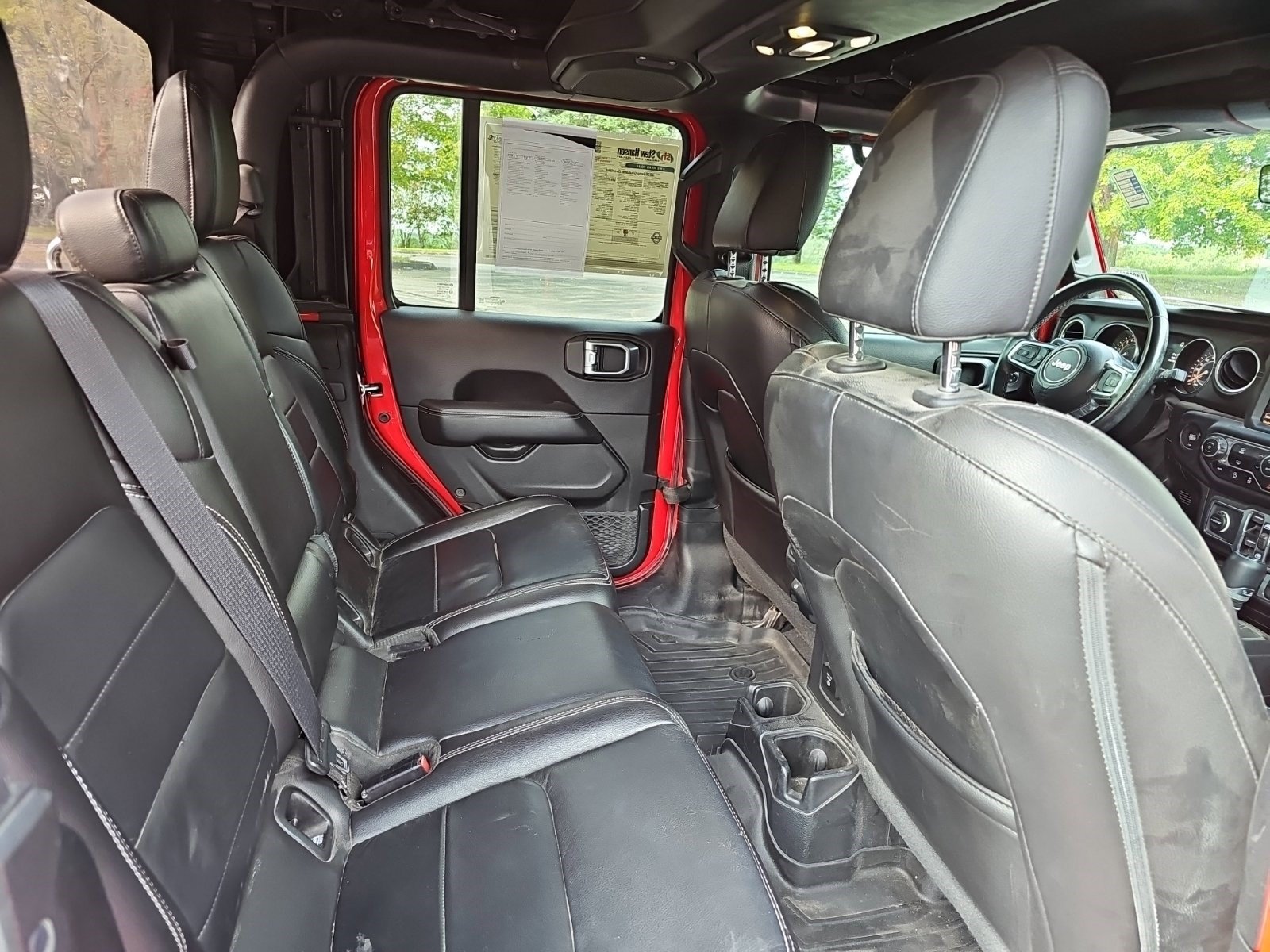 Used 2020 Jeep Gladiator Overland AWD/4WD image 15