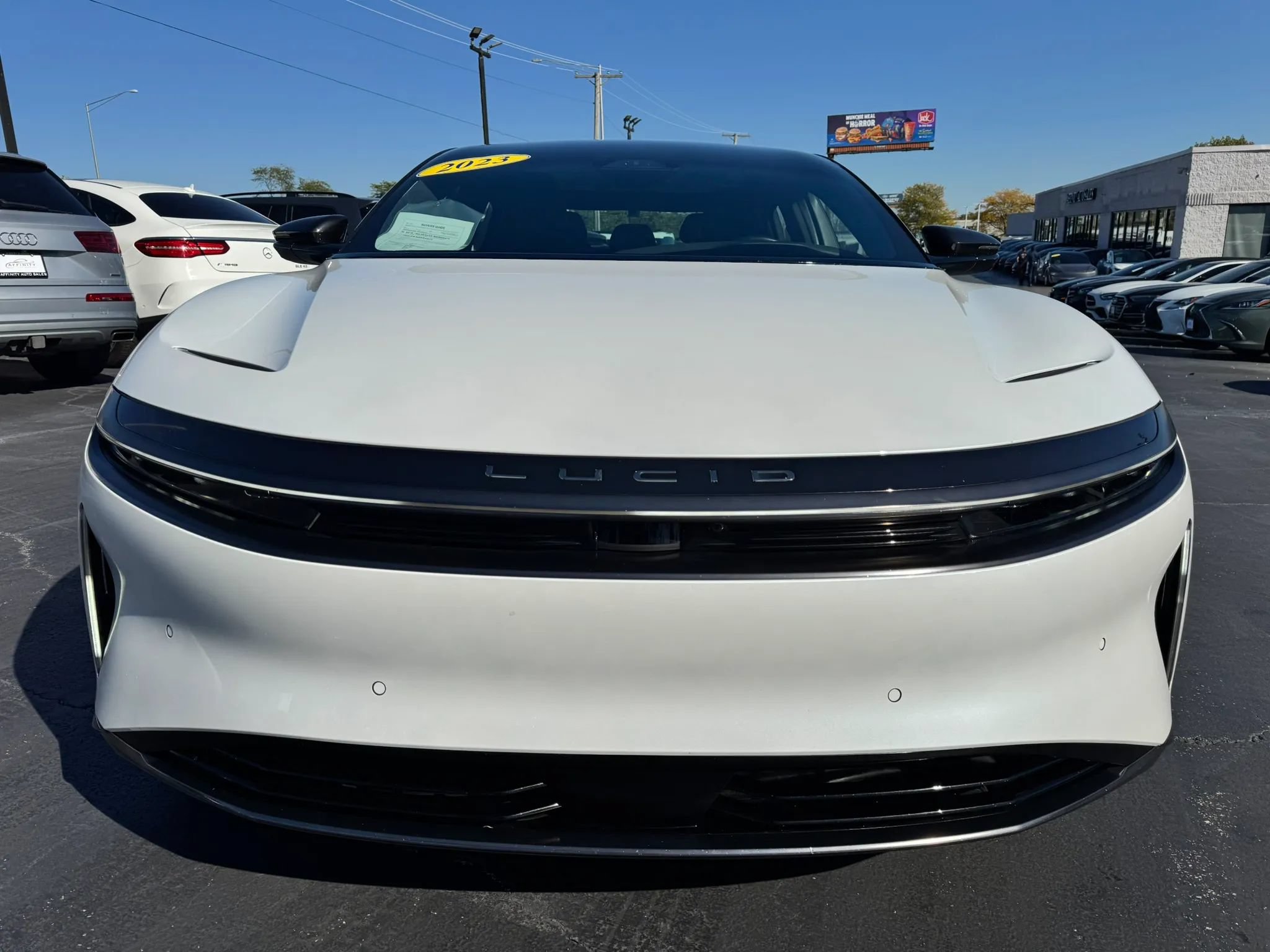 Used 2023 Lucid Air Touring AWD/4WD image 8
