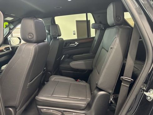 Used 2025 GMC Yukon Denali image 27