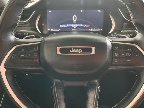 Used 2021 Jeep Grand Cherokee L Limited AWD/4WD image 26