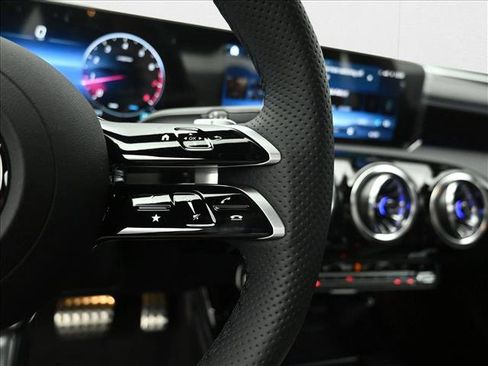 New 2026 Mercedes-Benz CLA 250 4MATIC image 16