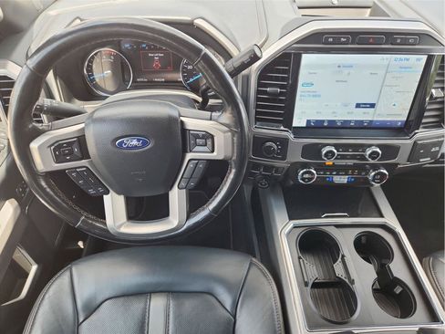 Used 2022 Ford F250 Platinum AWD/4WD image 11