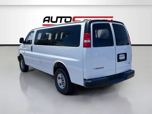 Used 2022 Chevrolet Express 2500 LS w/ Driver Convenience Package RWD image 5