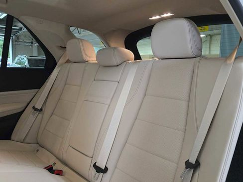 Used 2024 Mercedes-Benz GLE 350 4MATIC image 17