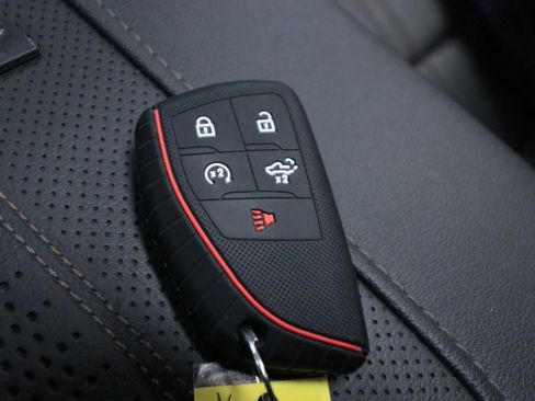 Used 2024 Chevrolet Silverado 2500 High Country w/ High Country Premium Package image 22