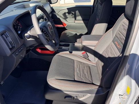 New 2026 Nissan Frontier Pro-X w/ Pro-X Convenience Package image 9