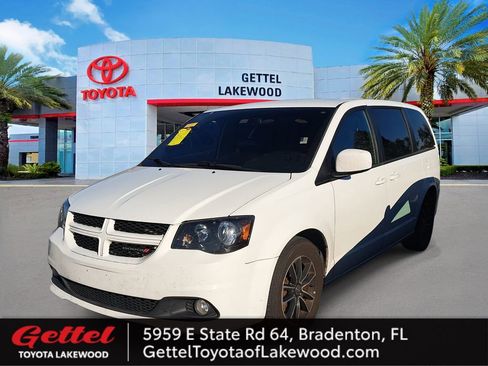 Used 2018 Dodge Grand Caravan GT image 1