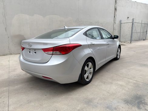 Used 2013 Hyundai Elantra GLS w/ Preferred Pkg image 8