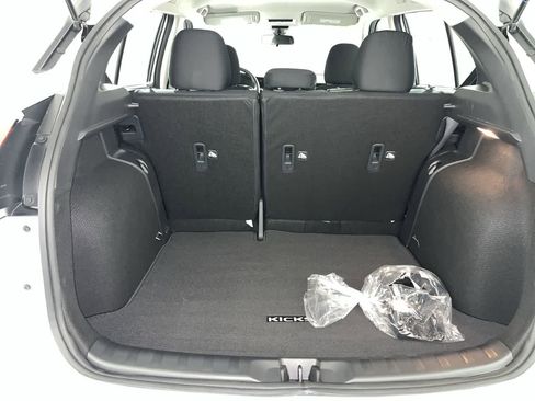 Used 2025 Nissan Kicks Play S FWD image 27