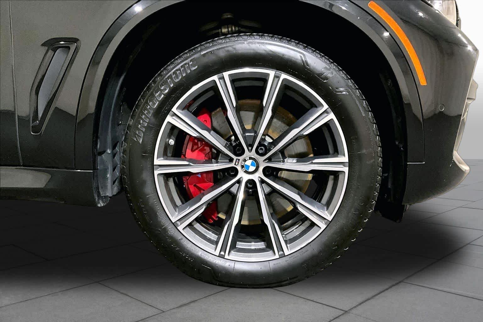 Used 2022 BMW X5 M50i w/ Executive Package AWD/4WD image 10