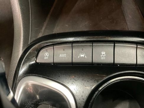 Used 2025 Buick Encore GX Preferred AWD/4WD image 28